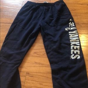 Yankees sweatpants